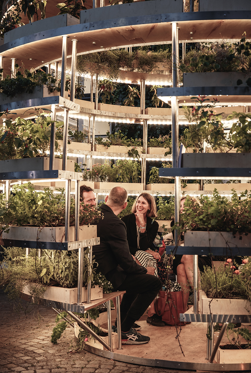 10-instalacao-cria-fazenda-urbana-em-jardim-esferico-na-dinamarca
