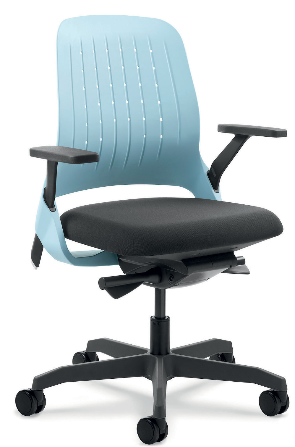 60-design-sustentavel-fabricante-de-cadeira-se-encarrega-do-descarte