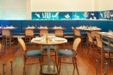 f-este-restaurante-especializado-em-frutos-do-mar-lembra-um-aquario