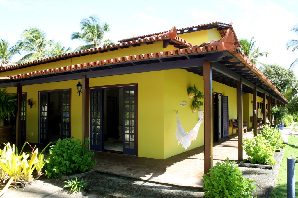 Casa baiana histórica tem peças do artesanato brasileiro