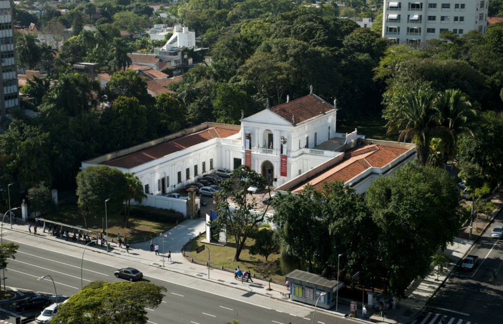 Para o dia 29 de maio, o Museu da Casa Brasileira preparou uma agenda com visita guiada, oficina e palestra